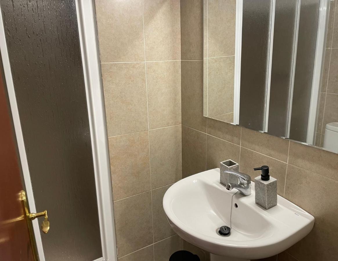 Apartament Can Lopits L'Escala Exterior photo
